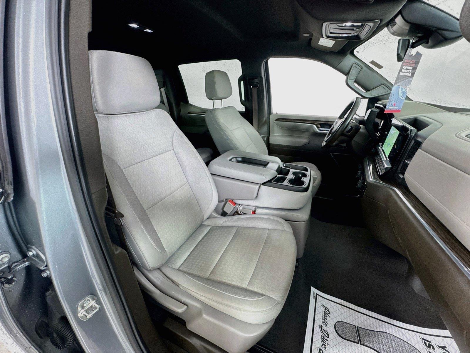 2025 Chevrolet Silverado 1500 LT - Photo 27