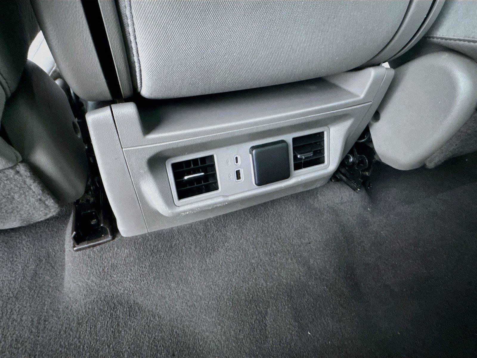 2025 Chevrolet Silverado 1500 LT - Photo 32