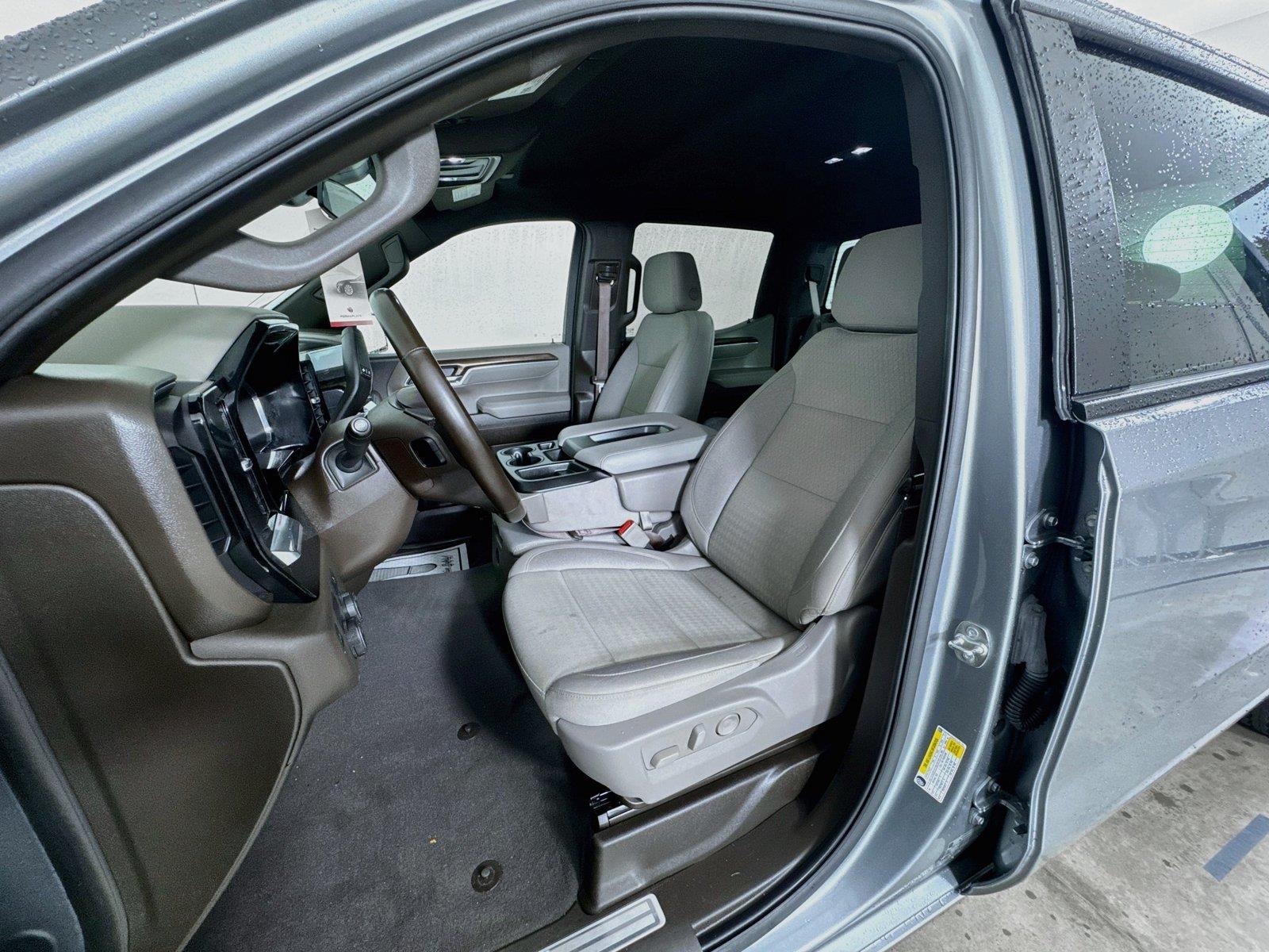 2025 Chevrolet Silverado 1500 LT - Photo 21