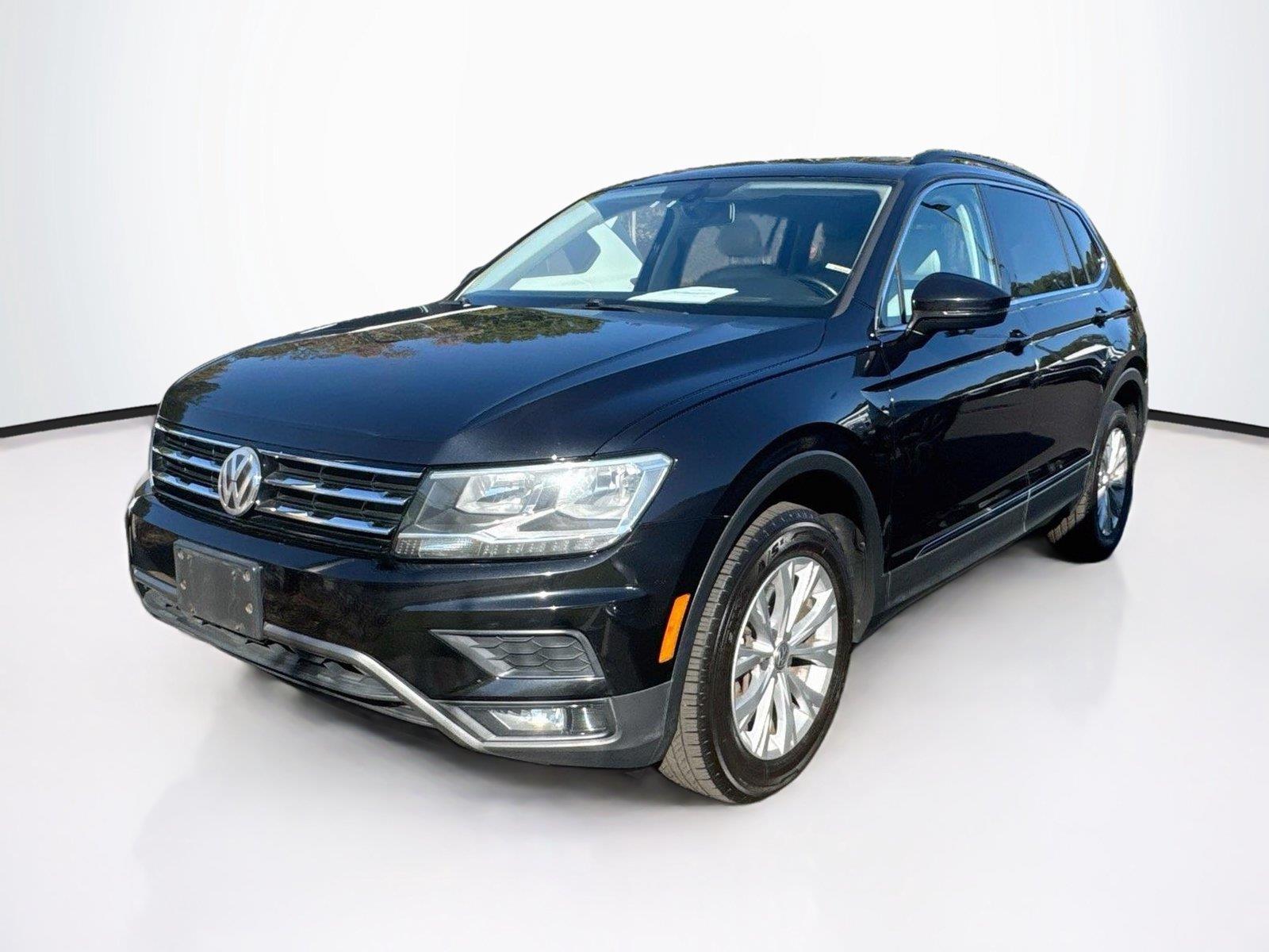 Used 2018 Volkswagen Tiguan SE with VIN 3VV2B7AX1JM000807 for sale in Newnan, GA
