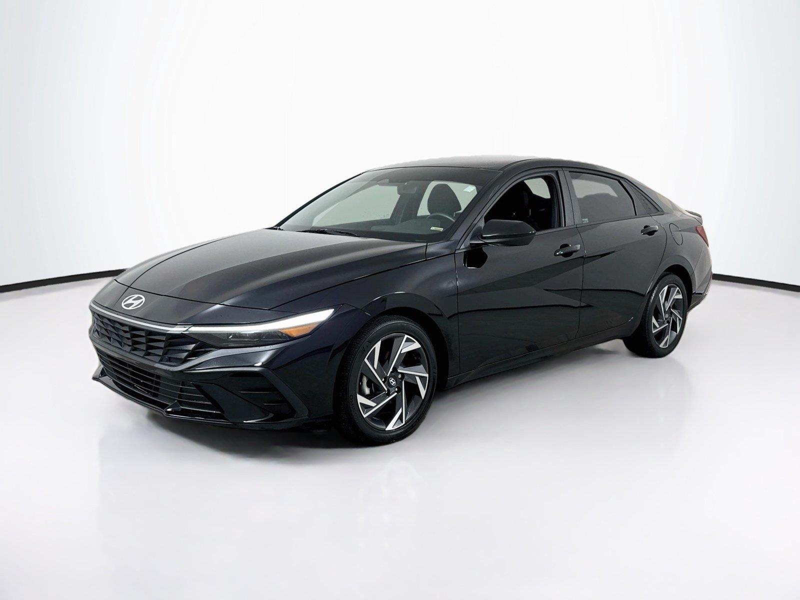 2025 Hyundai Elantra SEL Sport FWD