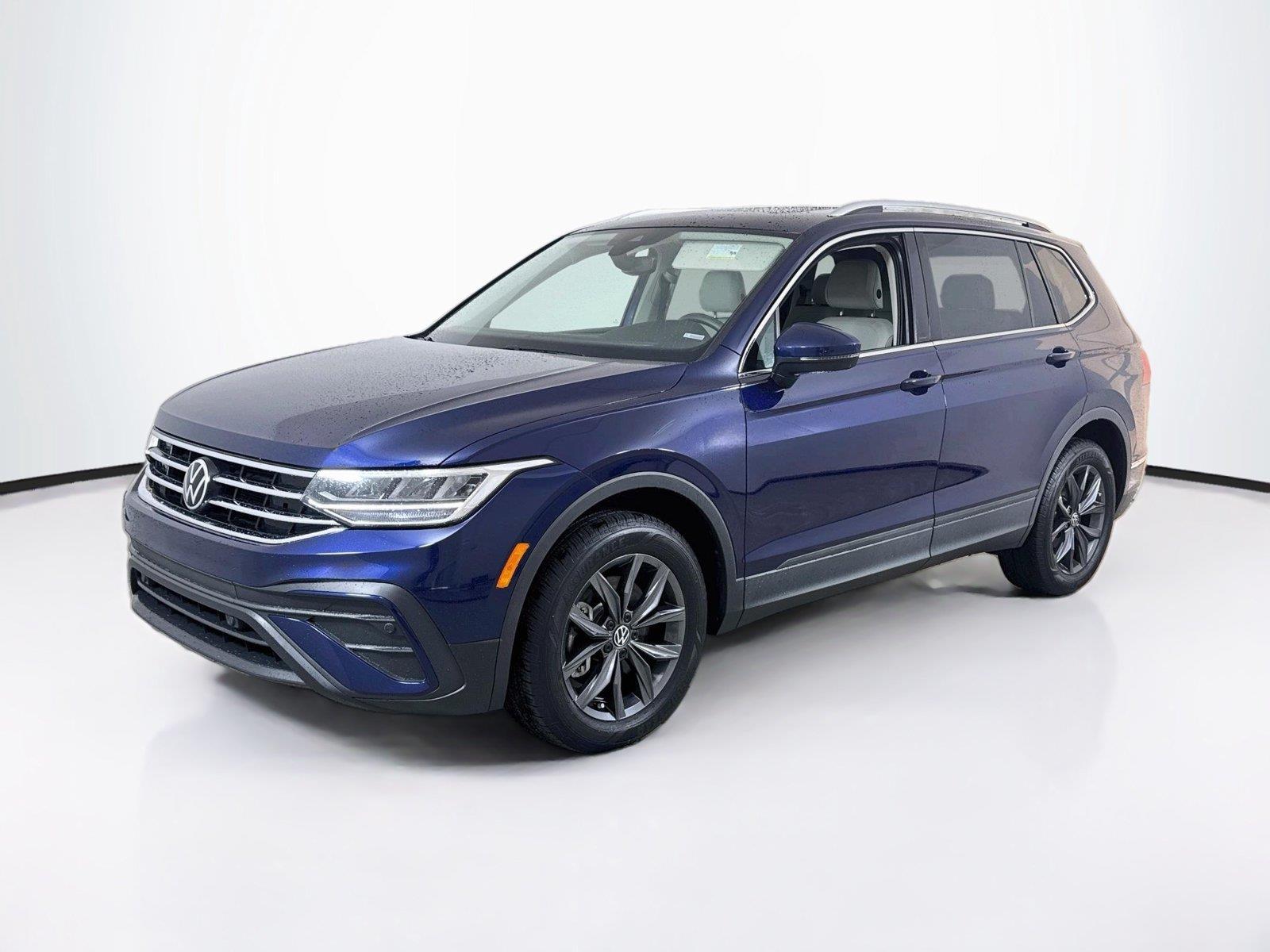 Atlantic Blue Metallic 2023 Volkswagen Tiguan SUV / Crossover Front-Wheel Drive 8-Speed Automatic