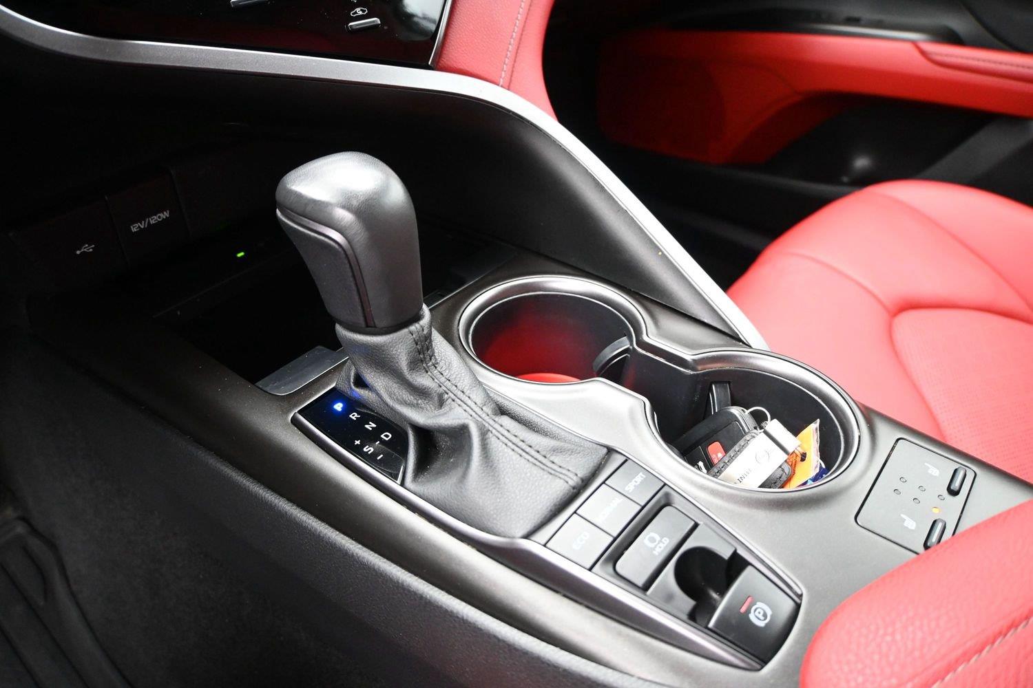 Toyota Camry XSE - Image 5