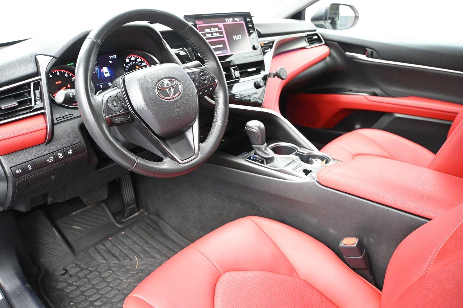 Toyota Camry XSE - Image 2