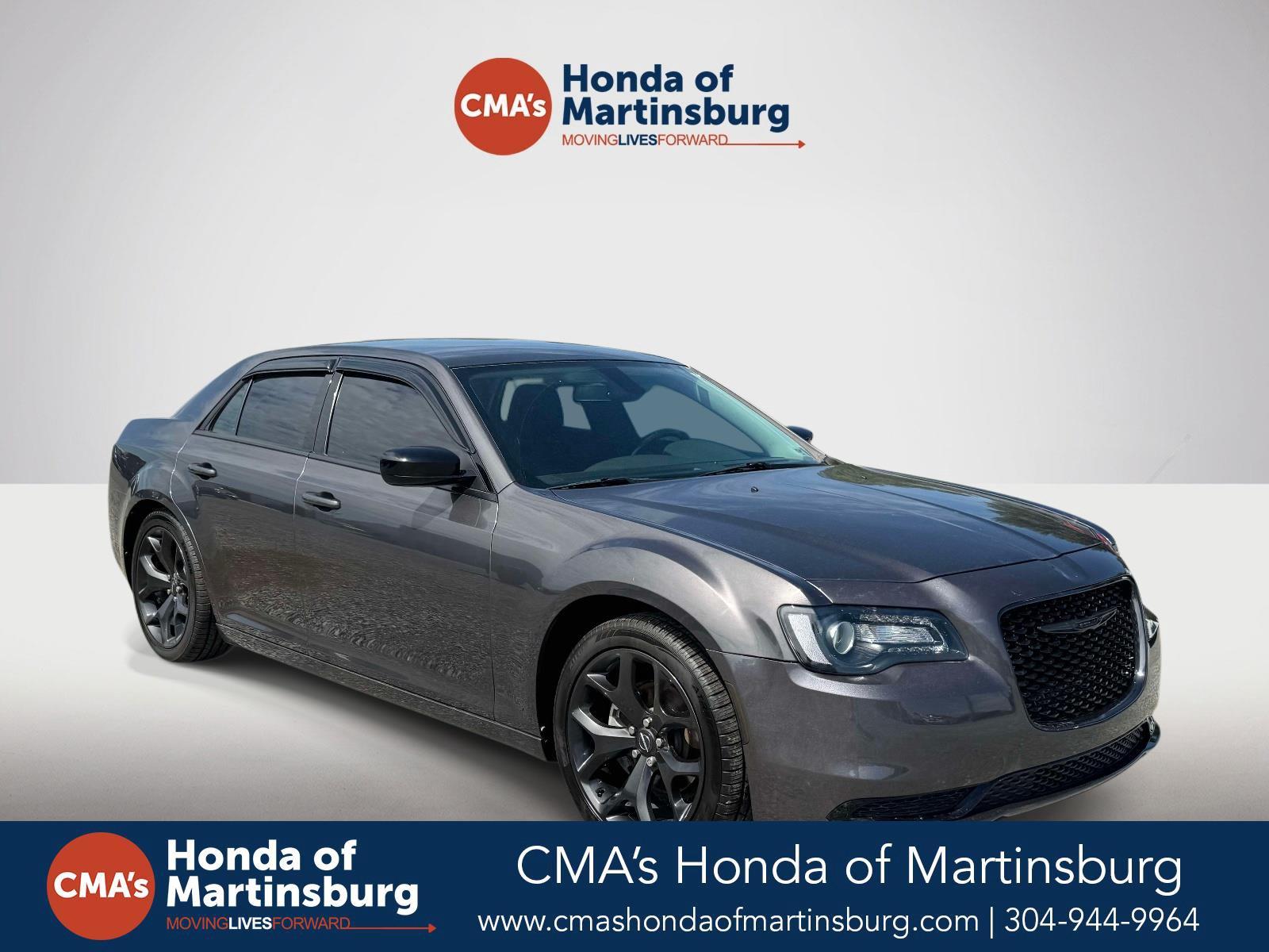 Gloss Black 2022 Chrysler 300 Sedan Rear-Wheel Drive 8-Speed Automatic