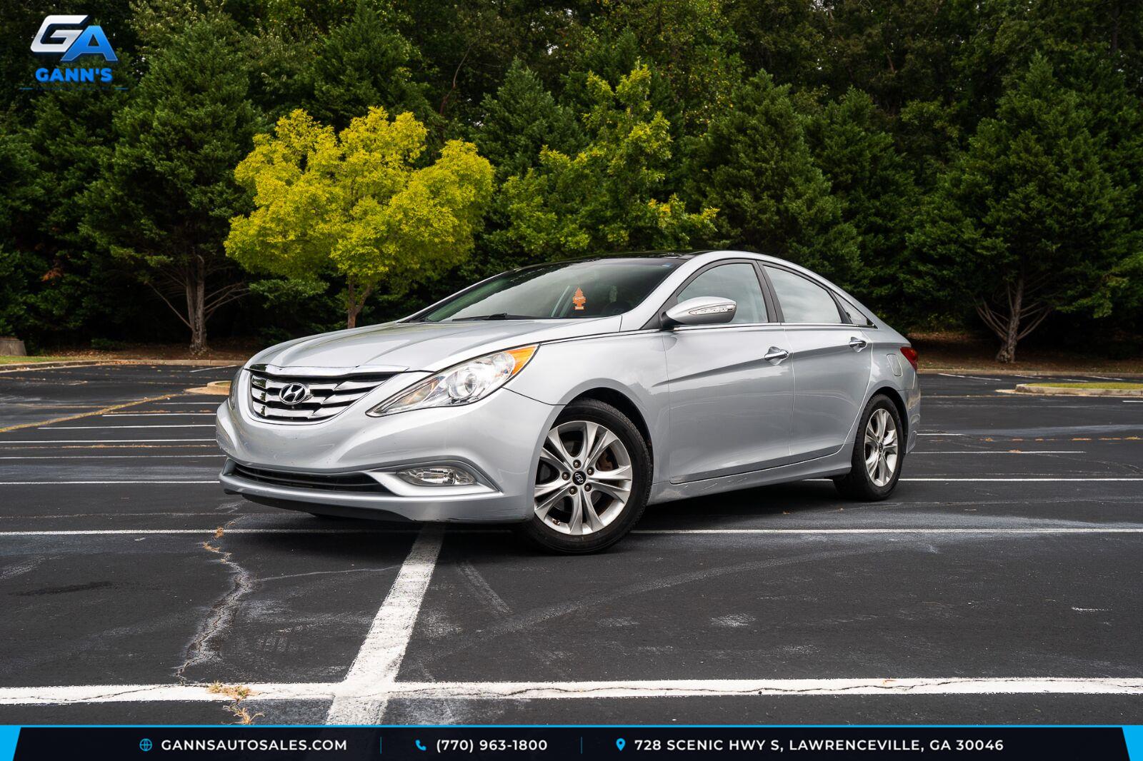 Radiant Silver Metallic 2012 Hyundai Sonata Sedan Front-Wheel Drive Automatic
