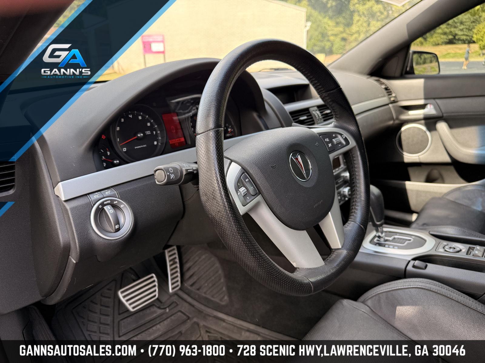 Liquid Red 2009 Pontiac G8 Sedan Rear-Wheel Drive 6-Speed Automatic