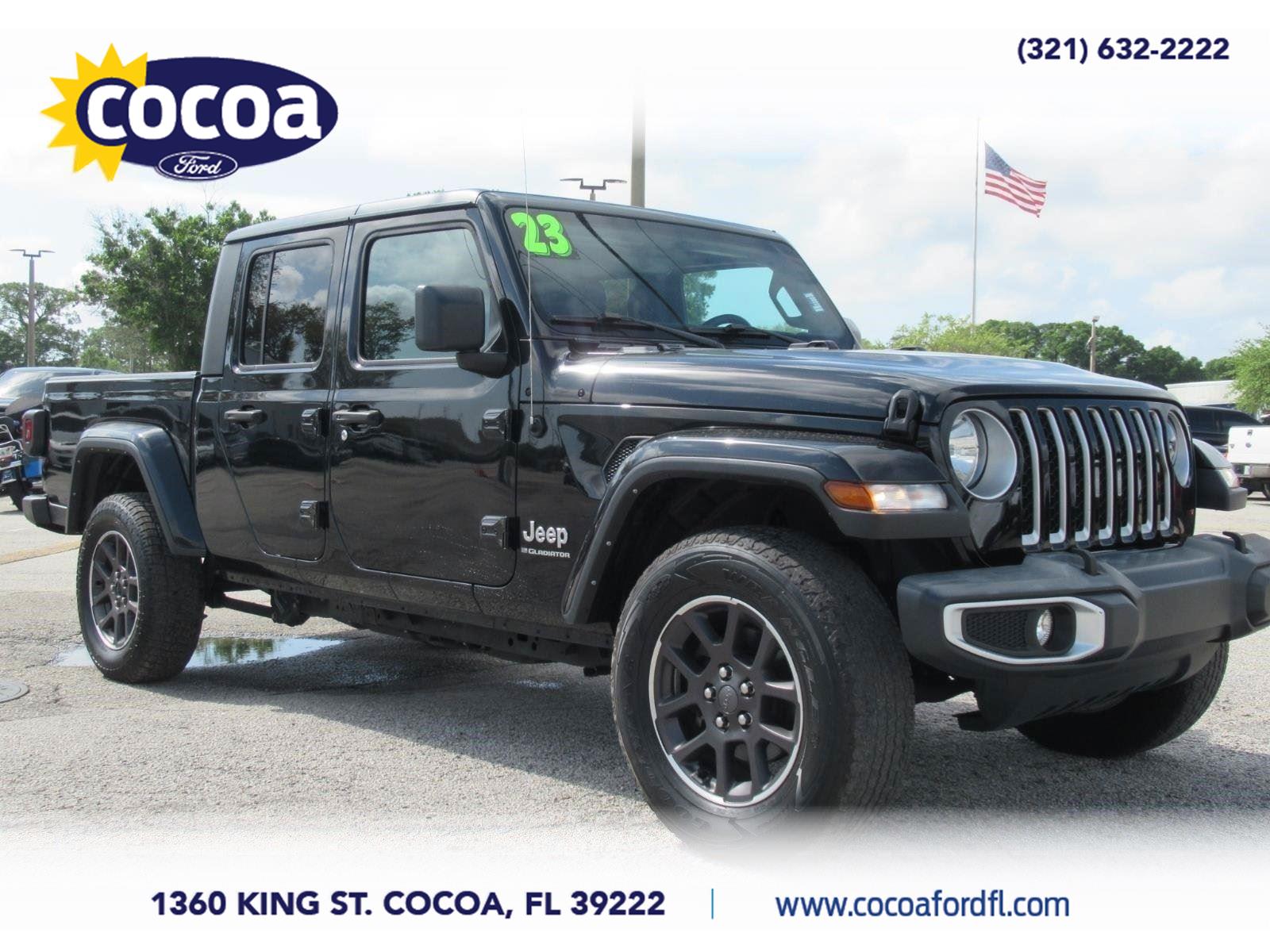 Black 2023 Jeep Gladiator Pickup Truck Four-Wheel Drive 8-Speed Automatic