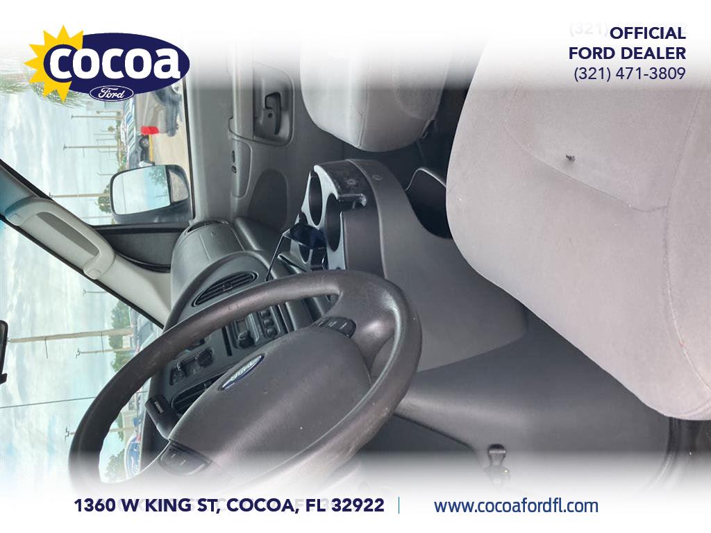 2006 Ford E-Series E-350 Super Duty Chateau Passenger Van