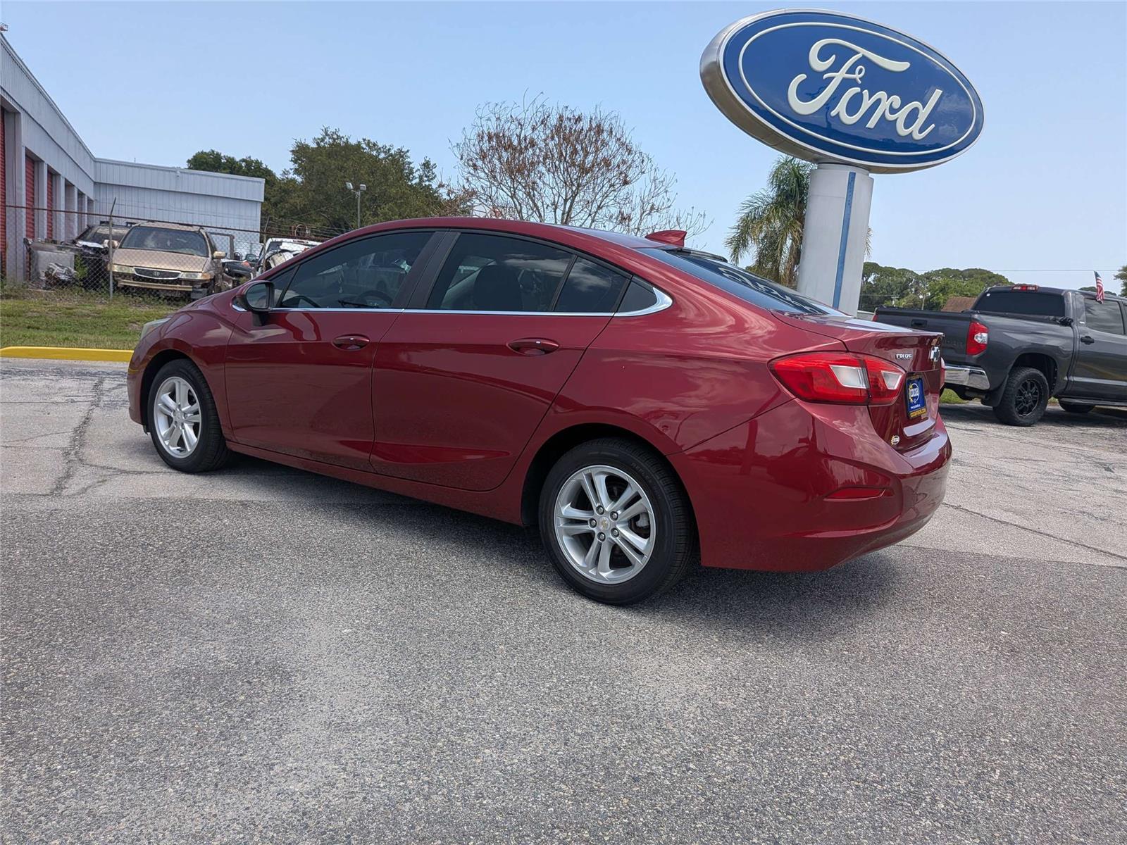 View vehicle photo 5
