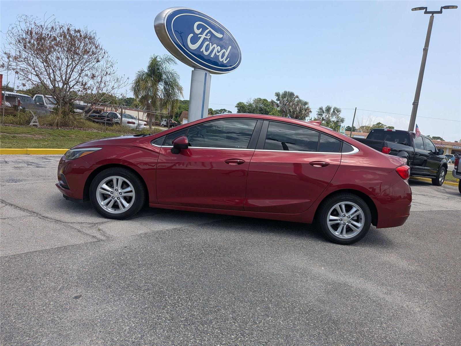 View vehicle photo 6