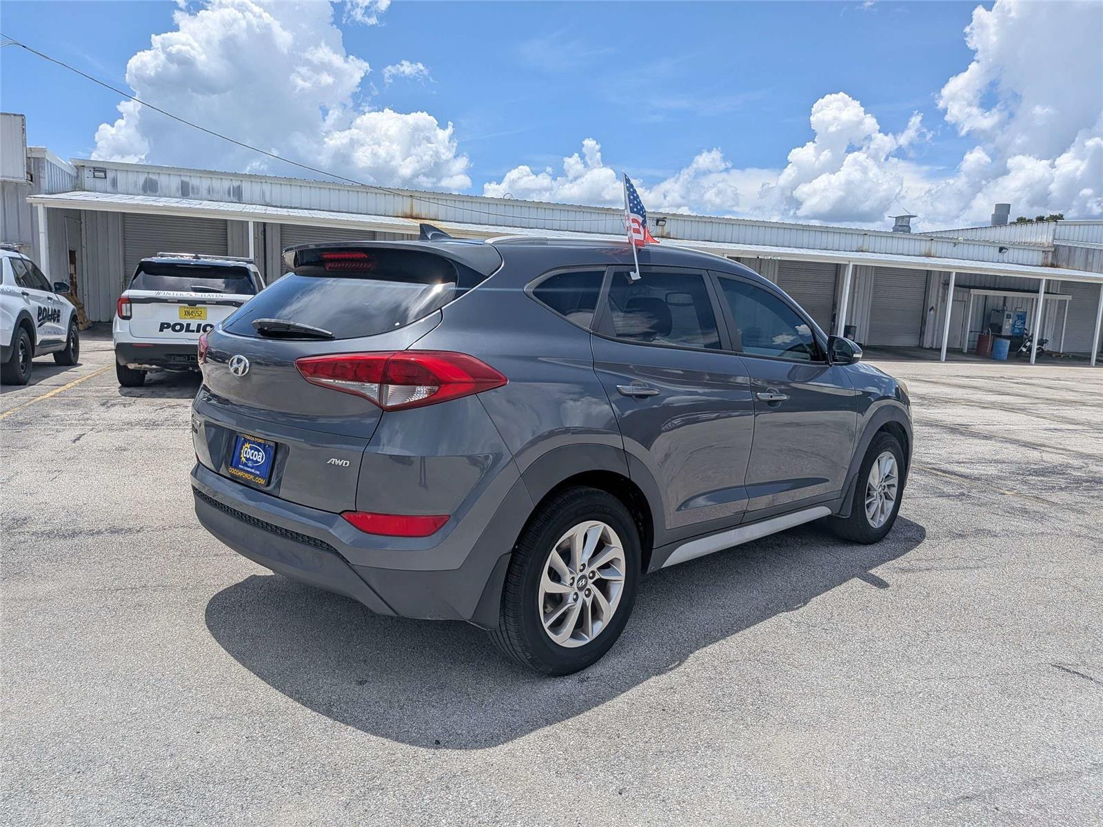 View vehicle photo 3