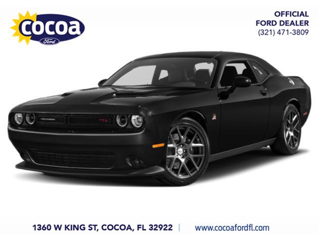 Green (Sublime Pearl Coat) 2015 Dodge Challenger Coupe Rear-Wheel Drive 6-Speed Manual