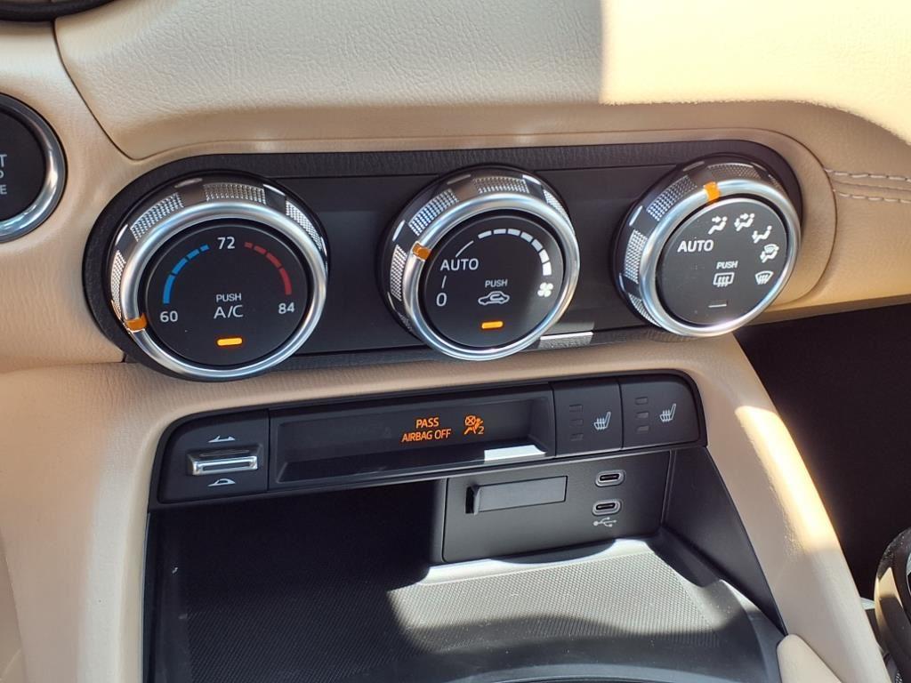 2025 Mazda MX-5 Miata RF Grand Touring