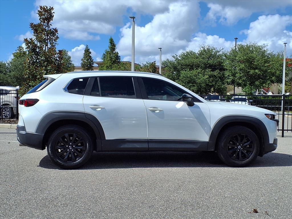 2023 Mazda CX-50 2.5 Preferred Plus photo 2