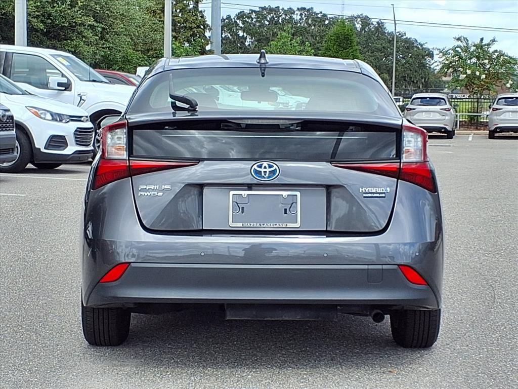 2020 Toyota Prius LE