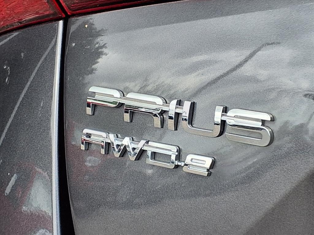 2020 Toyota Prius LE