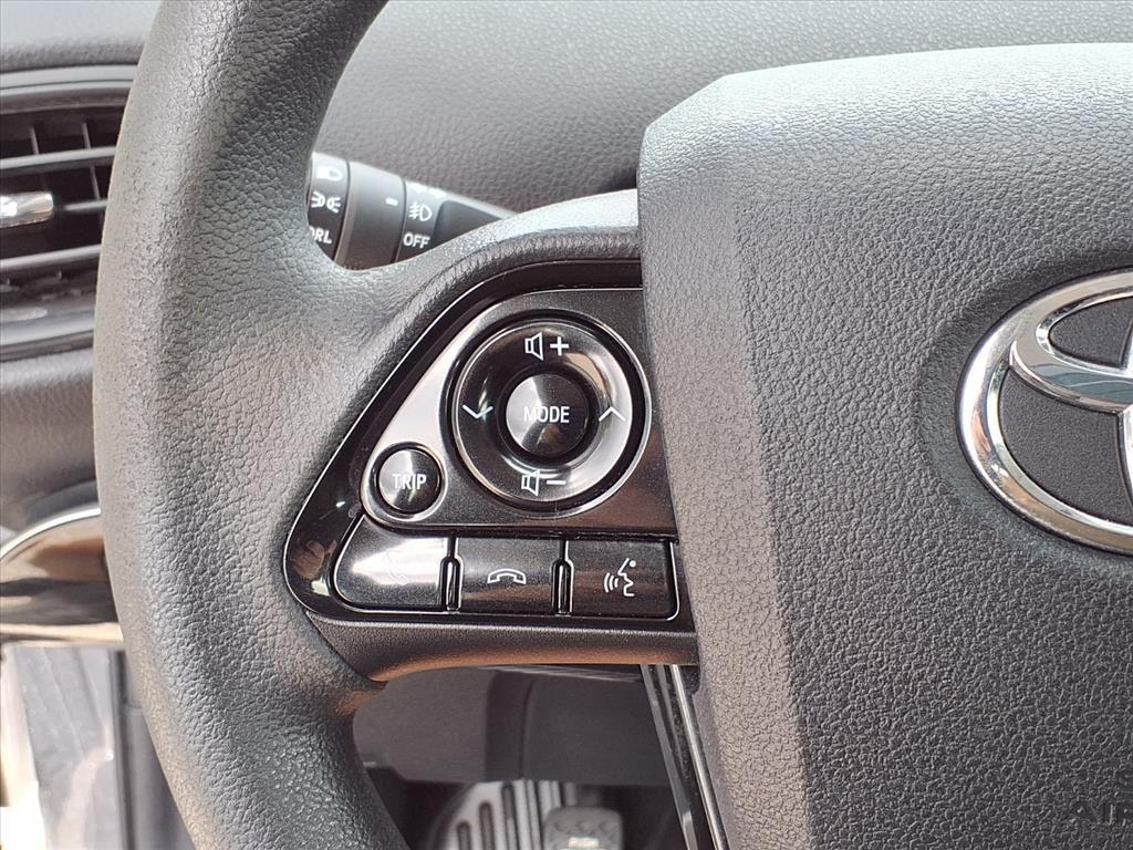 2020 Toyota Prius LE