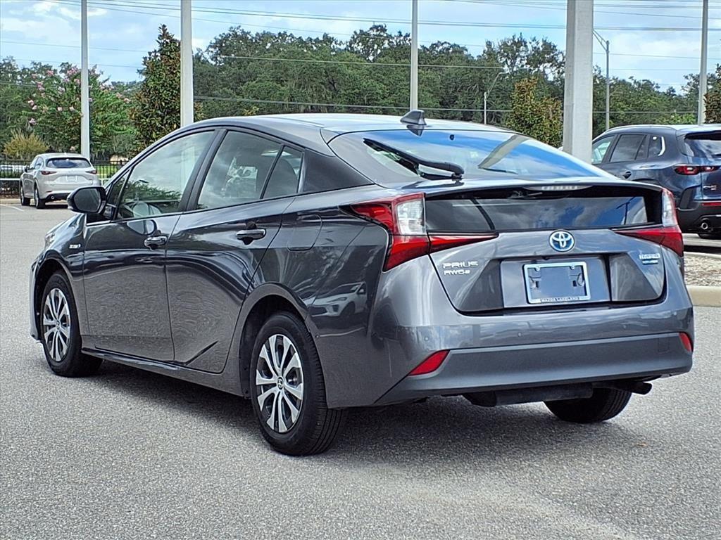 2020 Toyota Prius LE