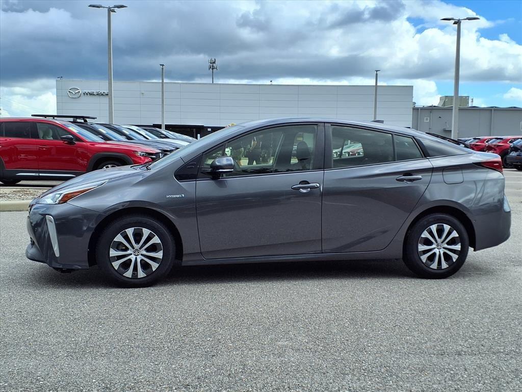 2020 Toyota Prius LE