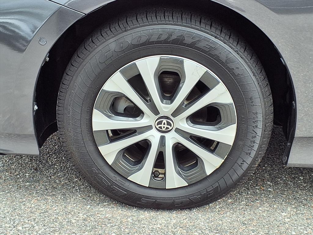 2020 Toyota Prius LE