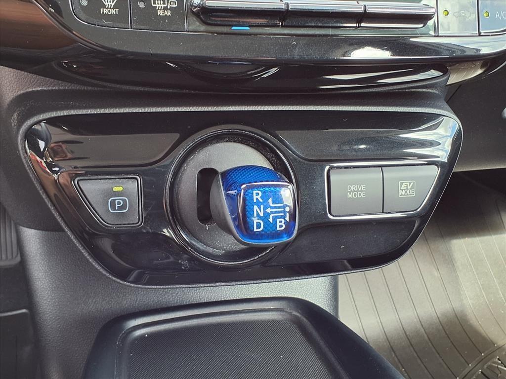 2020 Toyota Prius LE