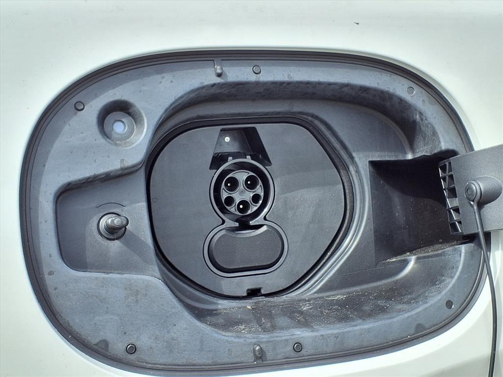 2025 Mazda CX-70 PHEV Premium Package