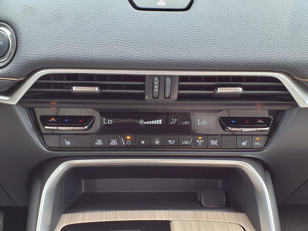 2025 Mazda CX-70 PHEV Premium Package