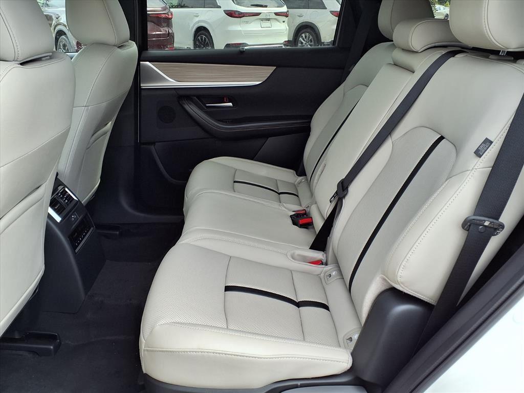 2025 Mazda CX-70 PHEV Premium Package