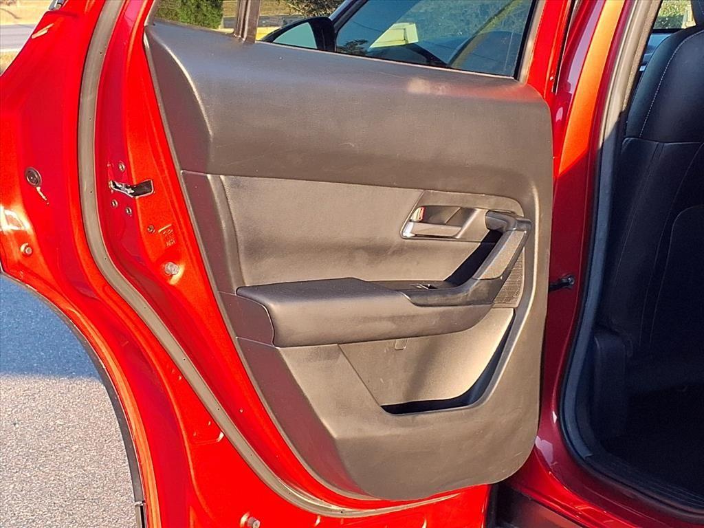 2024 Mazda CX-50 2.5 S Preferred Package