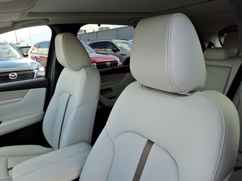 2026 Mazda CX-90 Premium Plus