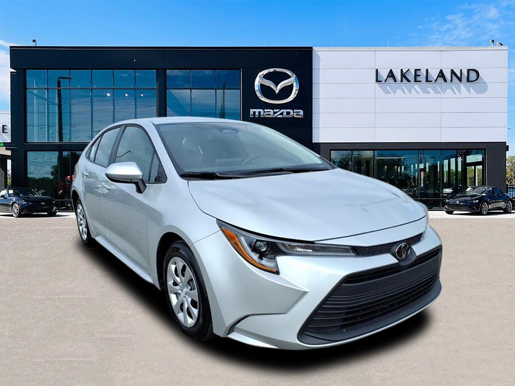 2025 Toyota Corolla LE FWD
