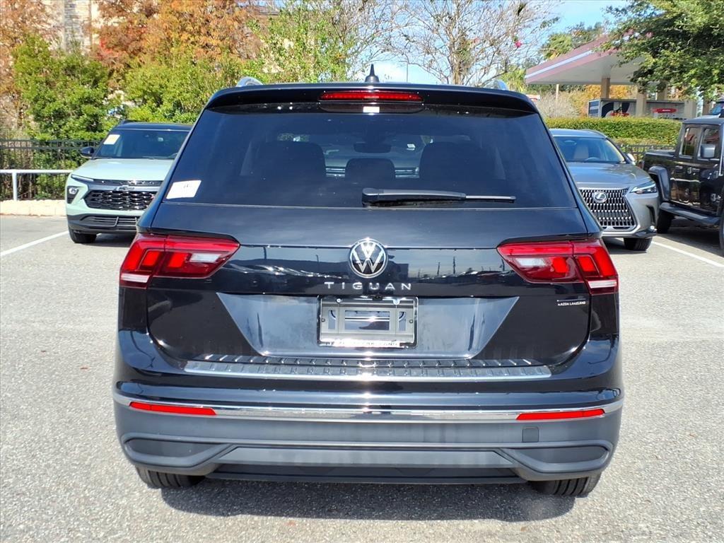 2024 Volkswagen Tiguan SE