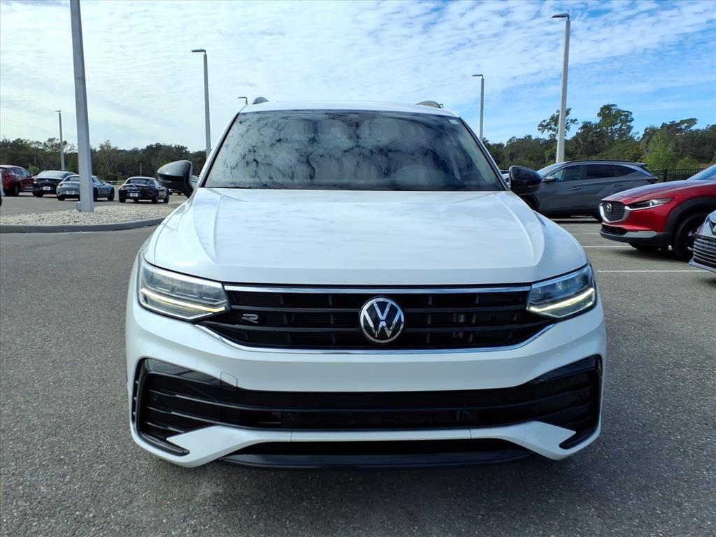 2022 Volkswagen Tiguan SE R-Line Black