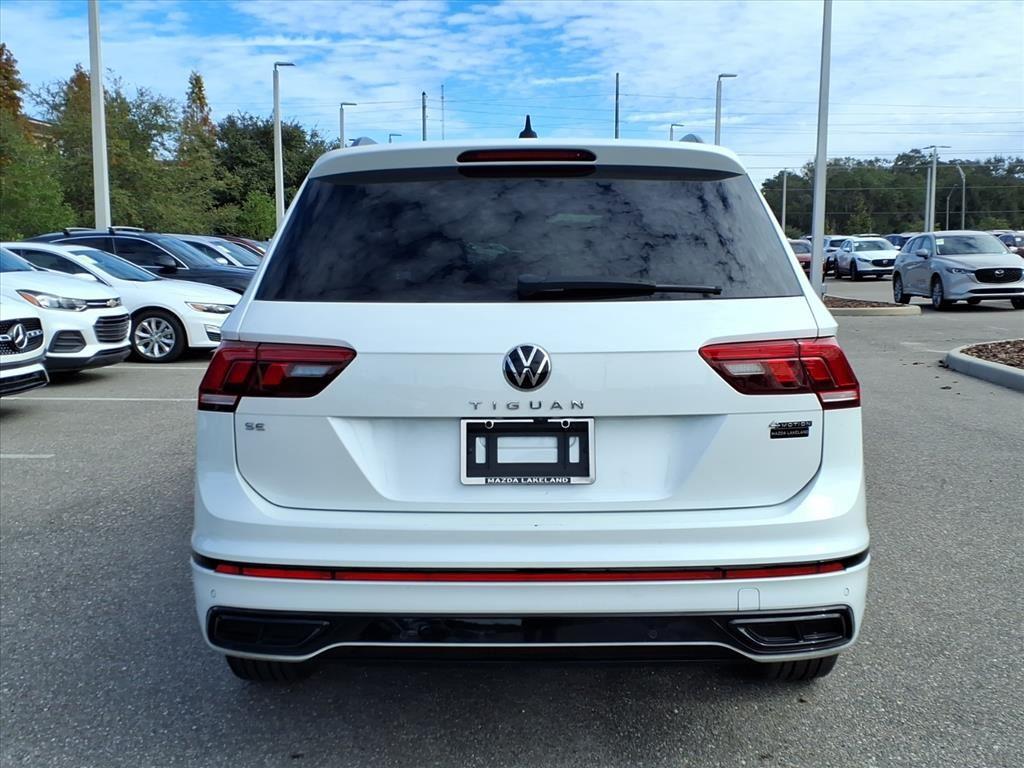 2022 Volkswagen Tiguan SE R-Line Black
