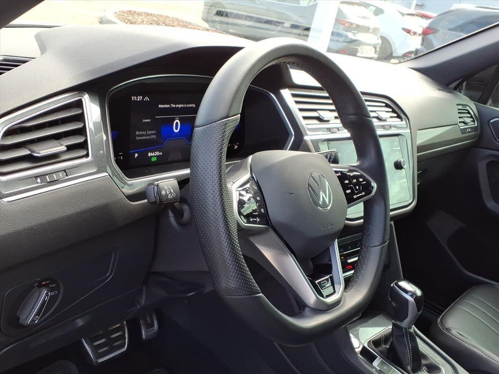 2022 Volkswagen Tiguan SE R-Line Black