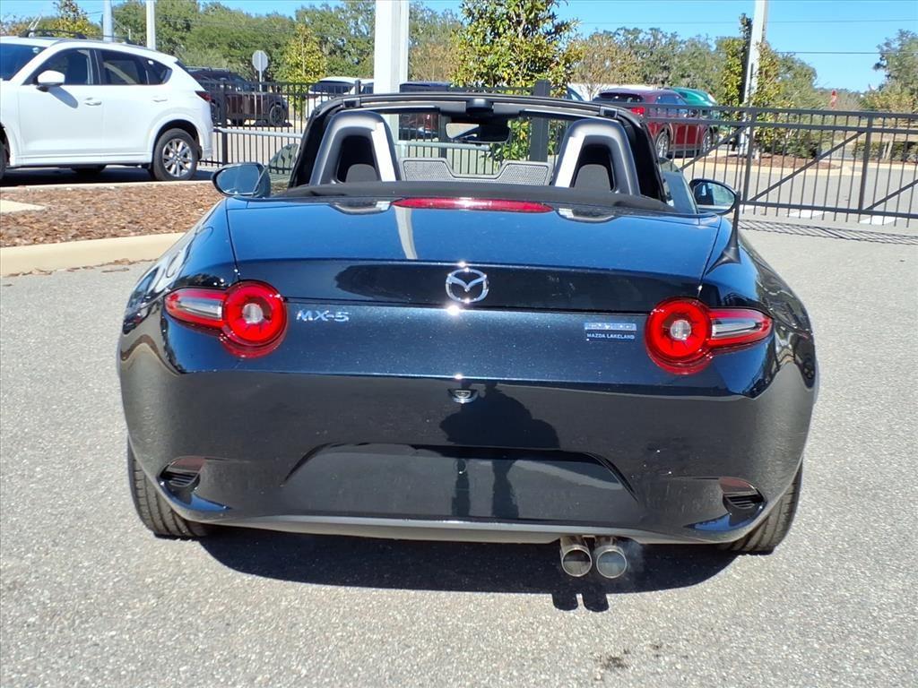 2025 Mazda MX-5 Miata Sport