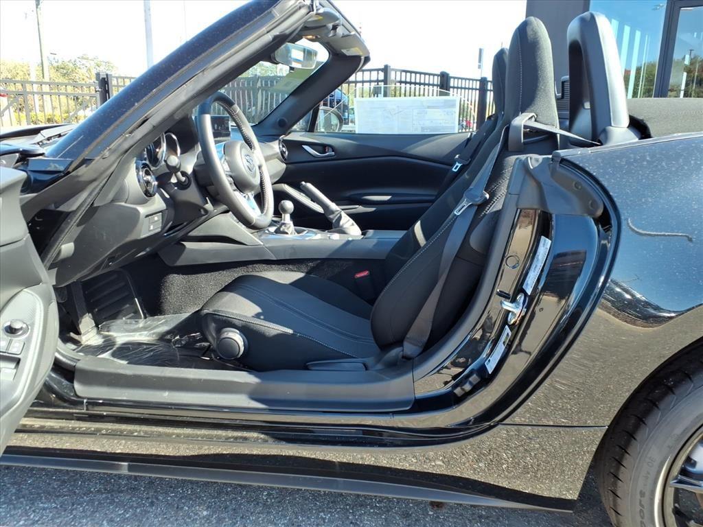 2025 Mazda MX-5 Miata Sport