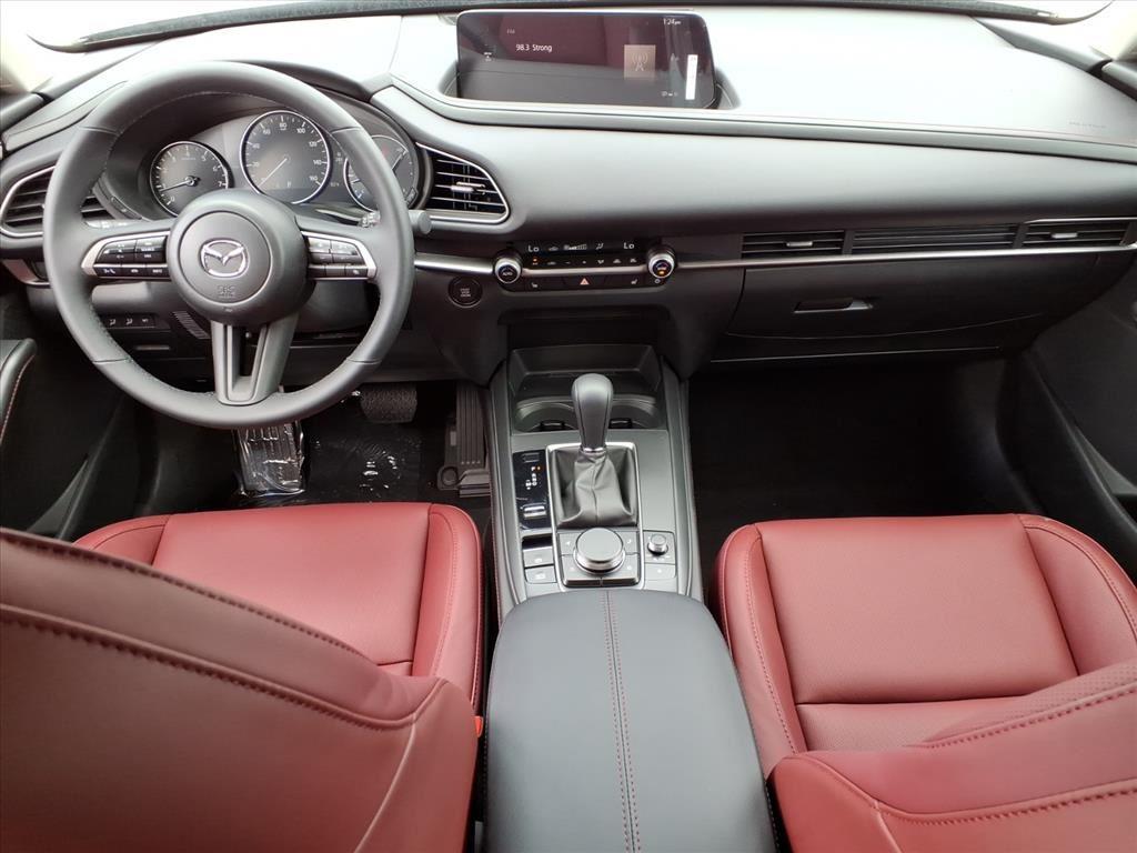 2026 MAZDA CX-30 CARBON