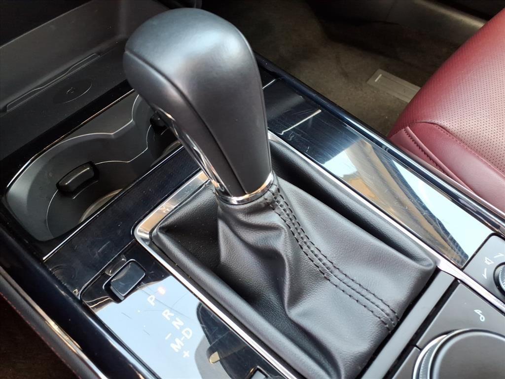 2025 MAZDA CX-30 Carbon