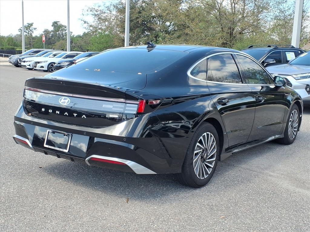 2025 Hyundai Sonata Hybrid Limited