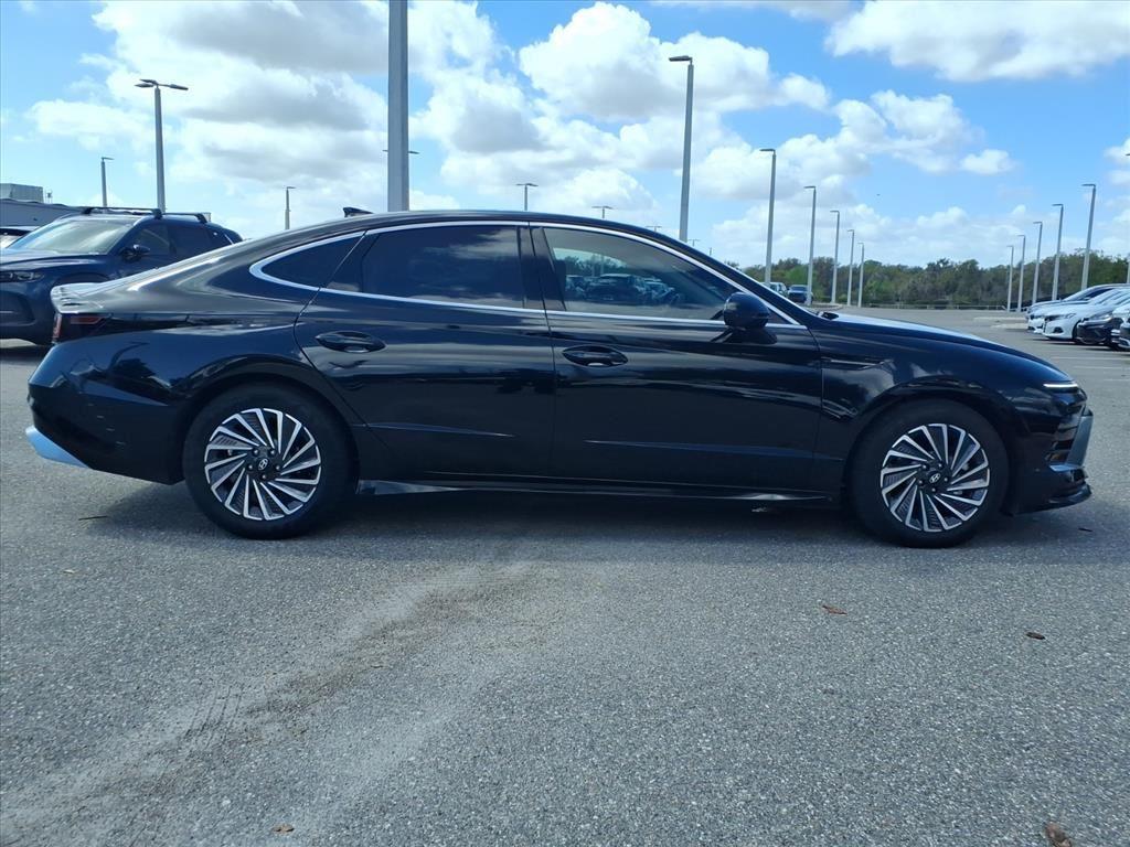 2025 Hyundai Sonata Hybrid Limited