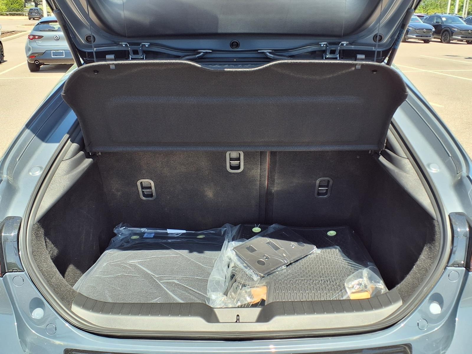 2026 Mazda Mazda3 Hatchback 2.5 S Carbon Edition