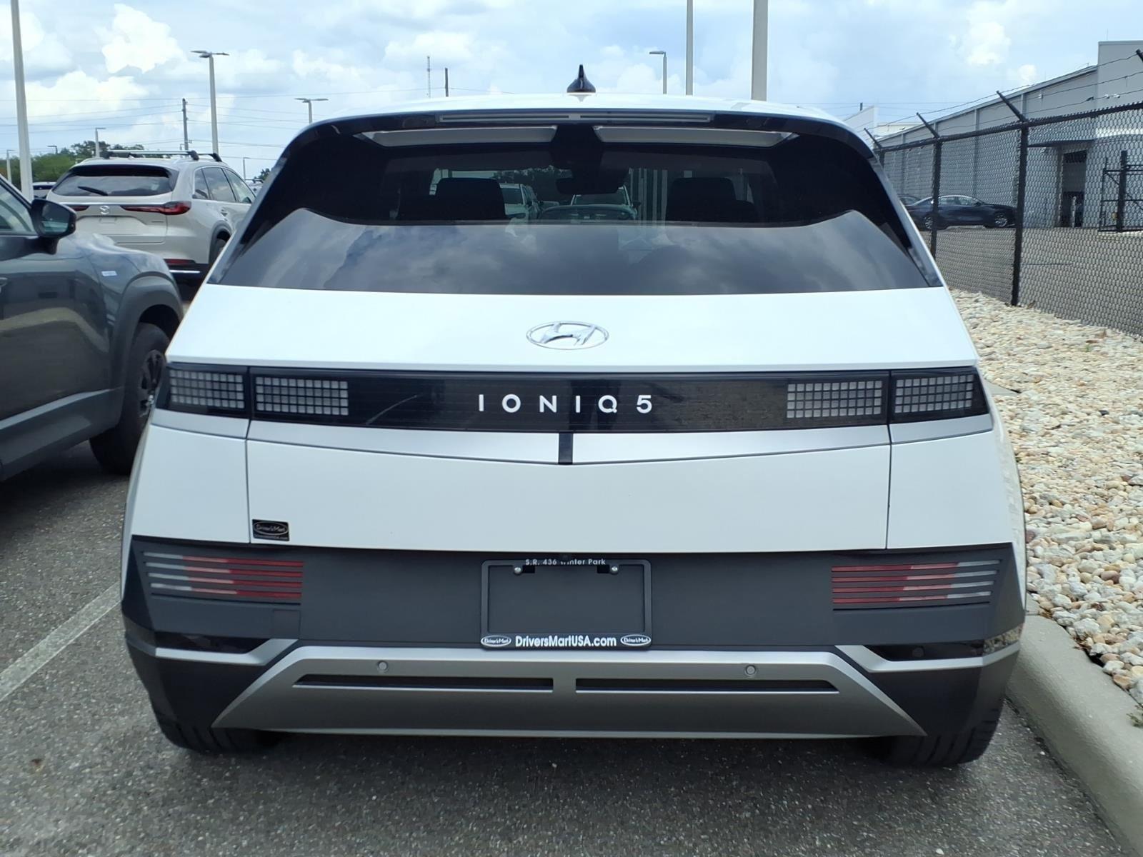 2024 Hyundai IONIQ 5 SEL