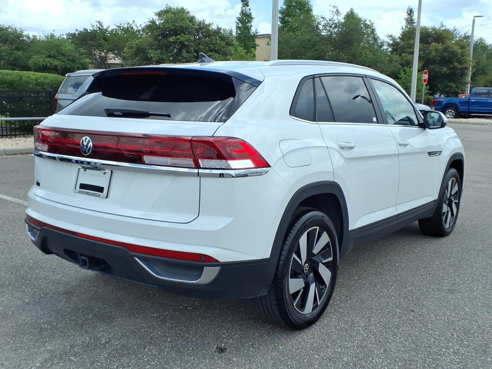 2025 Volkswagen Atlas Cross Sport 2.0T SE w/Technology