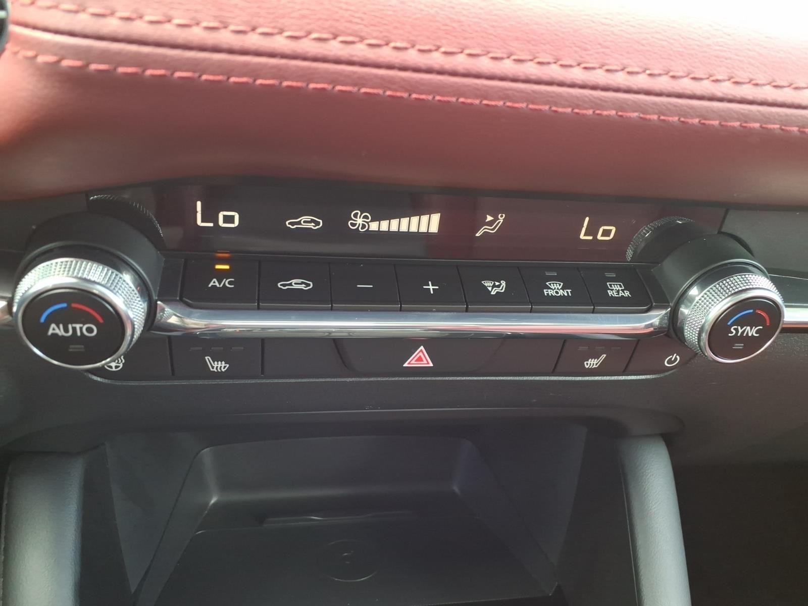2026 Mazda Mazda3 Hatchback 2.5 S Carbon Edition