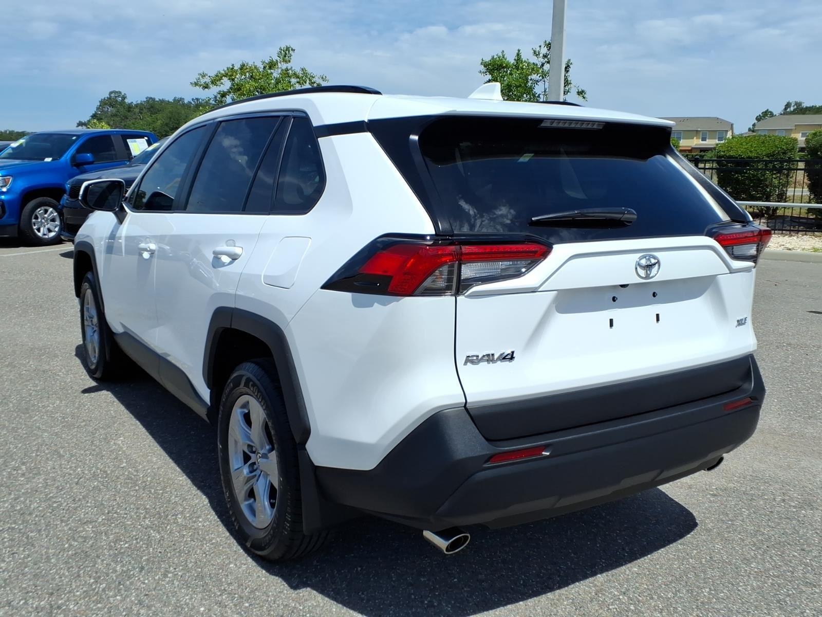 2025 Toyota RAV4 XLE