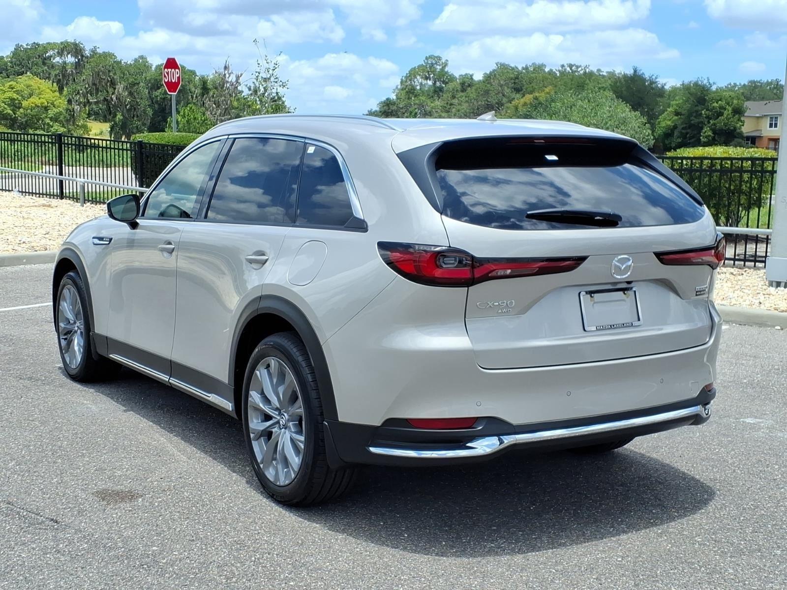 2026 Mazda CX-90 Premium Plus