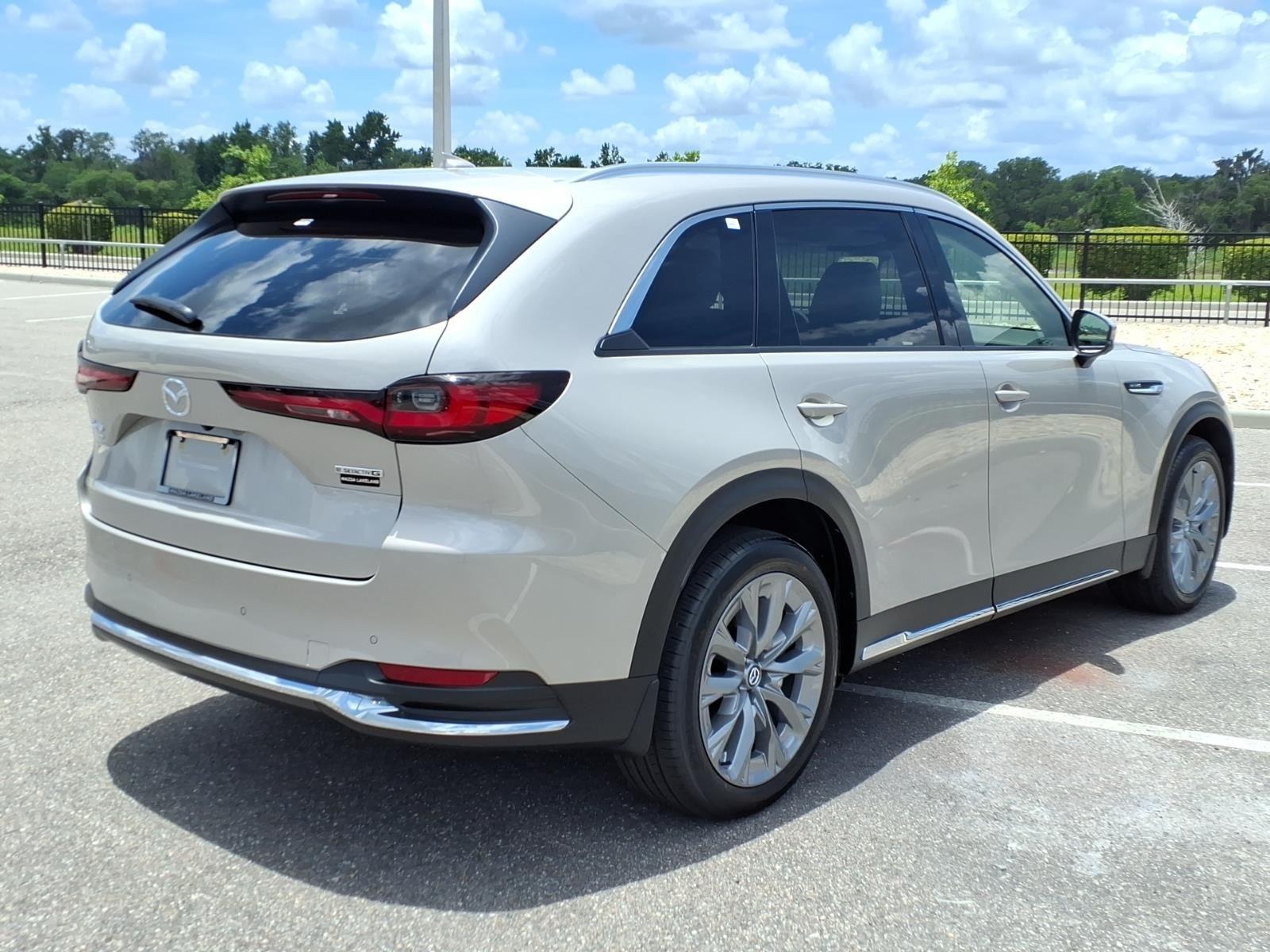 2026 Mazda CX-90 Premium Plus