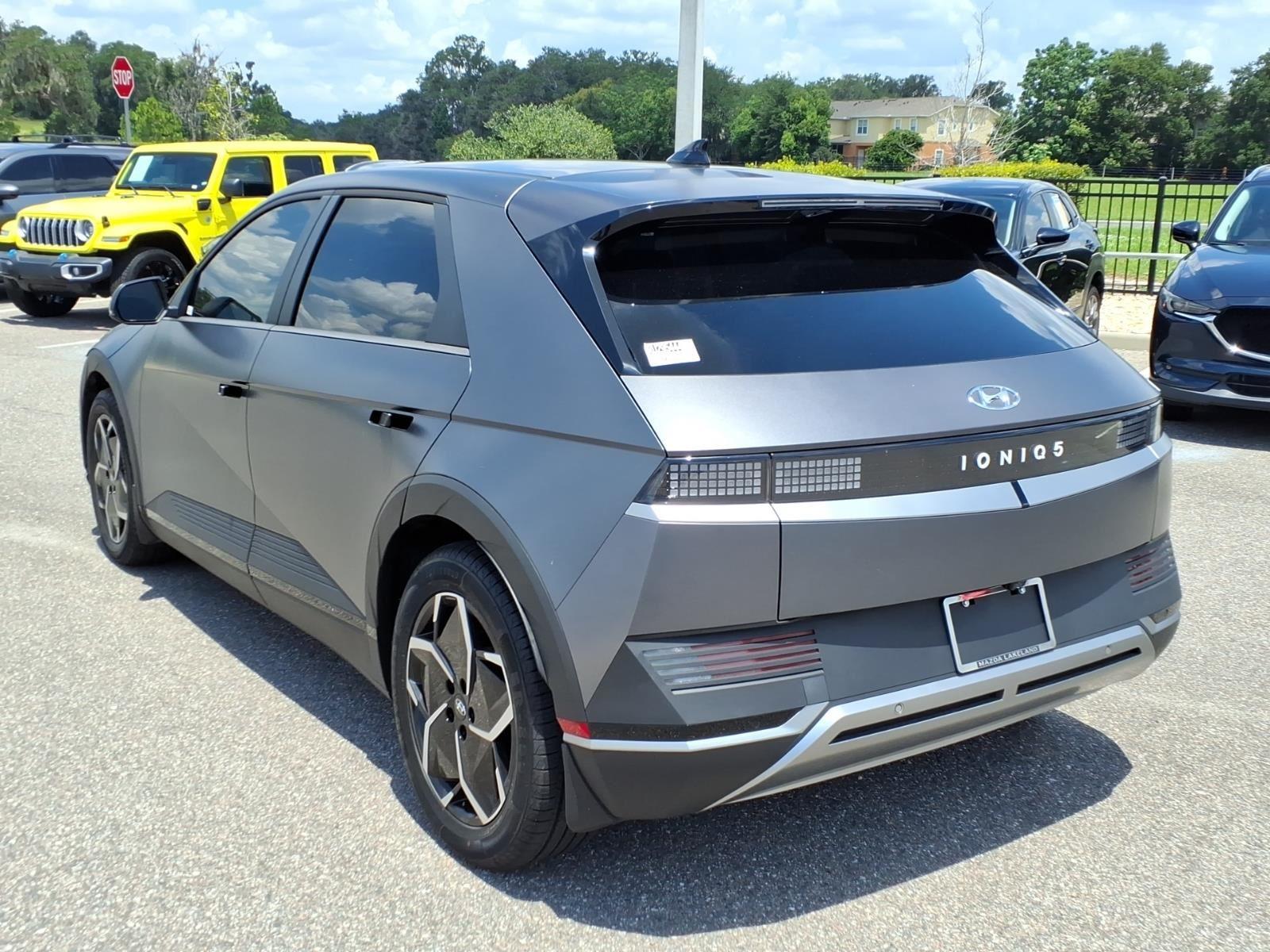 2024 Hyundai IONIQ 5 SEL